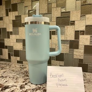 Stanley 40oz Quencher